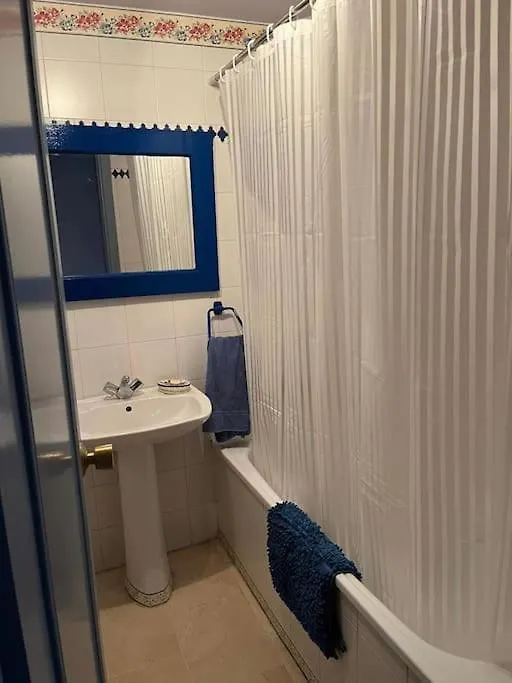 Flat Close To The Beach In Benalmadena Spain